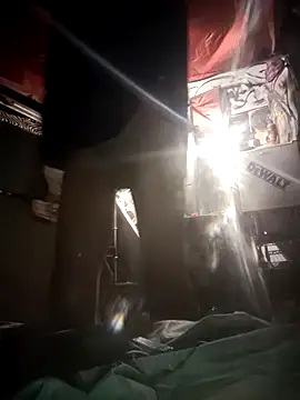 Gillygilly76 live sex cam