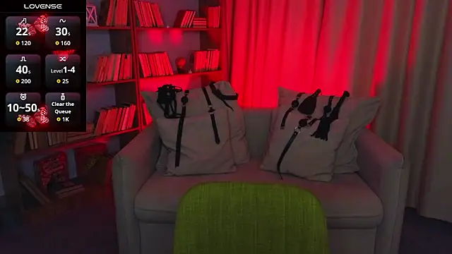 Mistress__Marcelline's cam snapshot