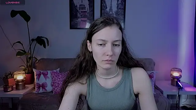 VioletaBloom live sex cam