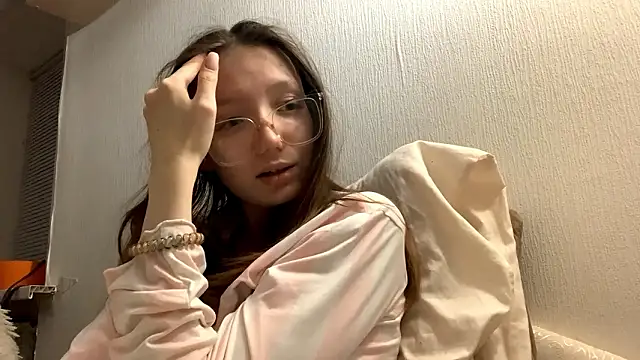 CletaMaciejewski's cam snapshot