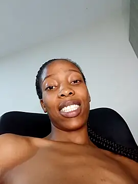 MsParisSmith's cam snapshot