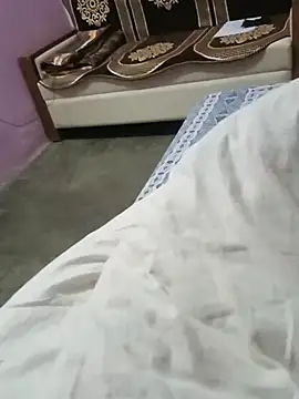 lallantoplonda's cam snapshot