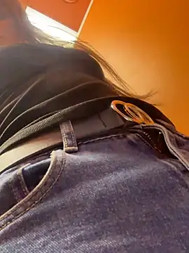 Ttixmila live sex cam