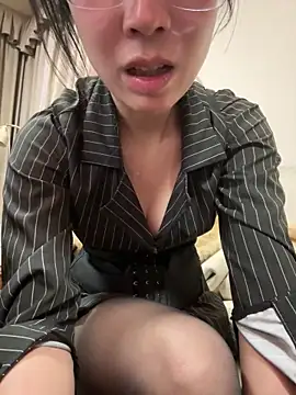 yourkeer live sex cam