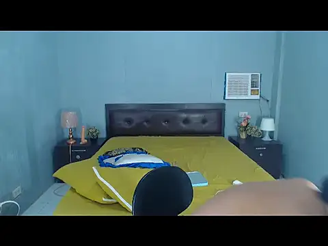 BadGirlsInBedXX live sex cam