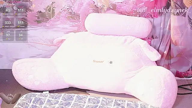 Anytoly live sex cam