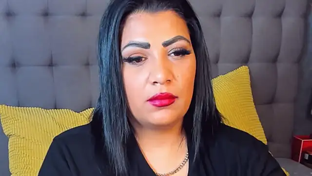 AmyCubes live sex cam