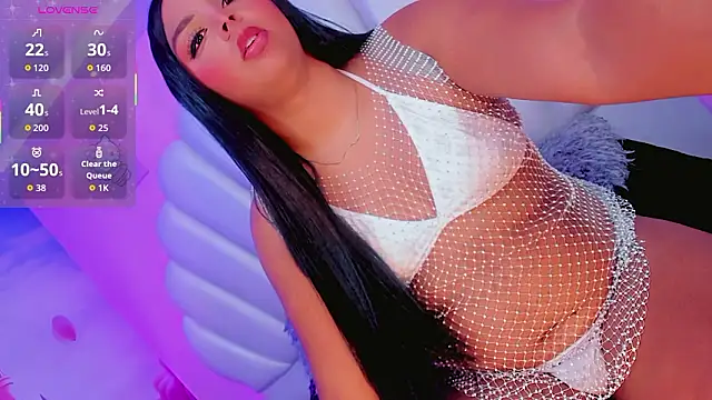 Maia_Hotts live sex cam