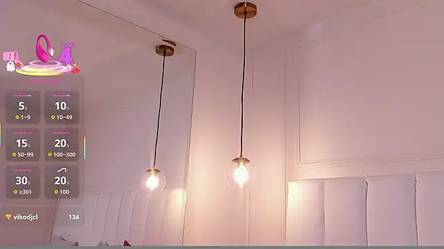 mae_lyra live sex cam