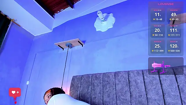 RousseVyxen live sex cam