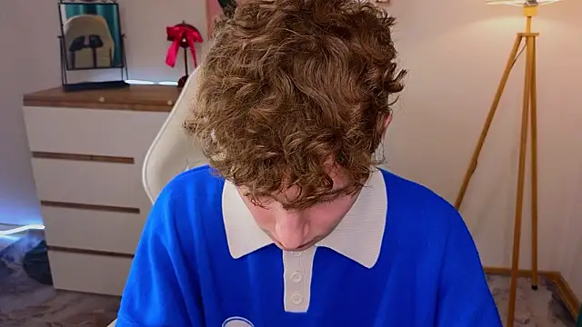 crisp1n live sex cam