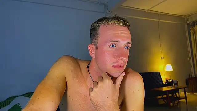 tommy_cumfinger live sex cam