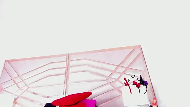 sophie-newton live sex cam