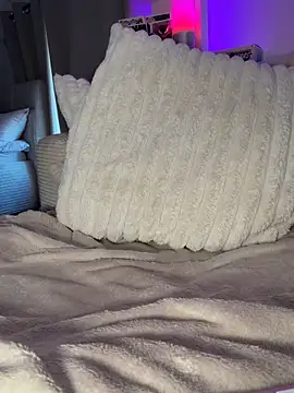 JezzyHill live sex cam