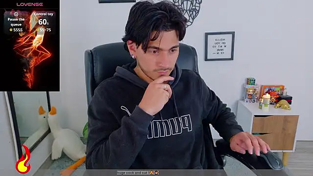 Elian_savoy live sex cam