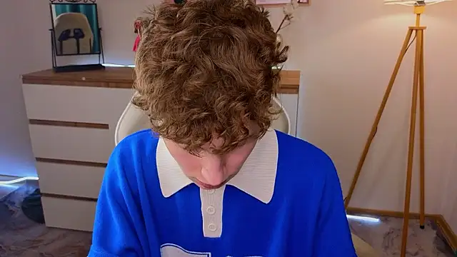 crisp1n live sex cam