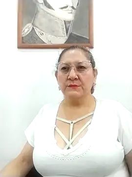 JULIETA_21-'s cam snapshot