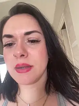 Luccreccia_'s cam snapshot