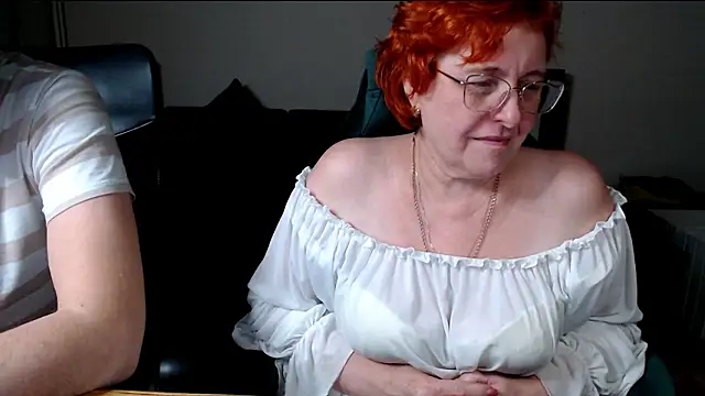 JoannaAndNeighbour live sex cam