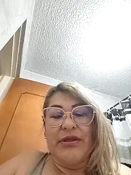 AlexxiaaMat live sex cam