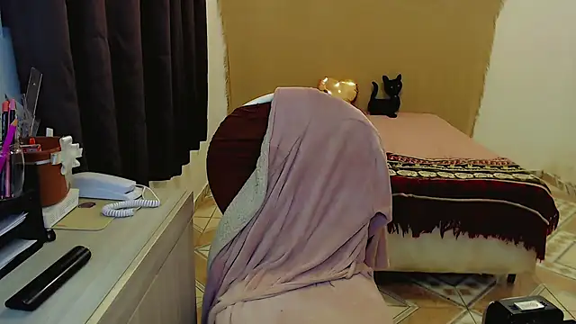 Sophie_Fantasys live sex cam