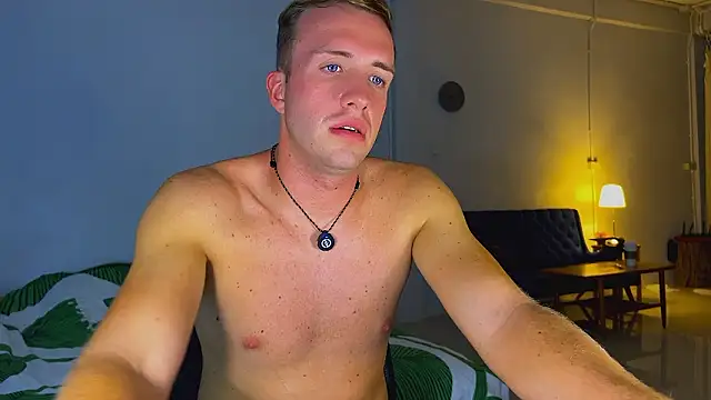 tommy_cumfinger live sex cam