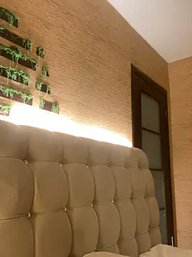 AlishaRuby live sex cam