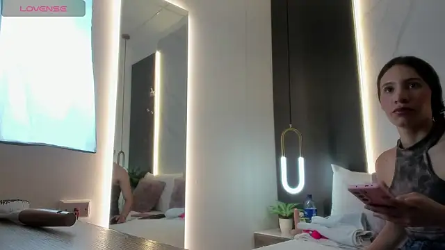 valeryn__rosse live sex cam