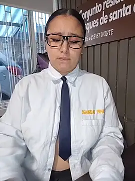 Cute_Penelope live sex cam