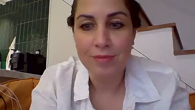 Rosinaya's cam snapshot