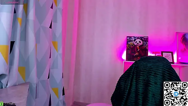 Lea_much's cam snapshot