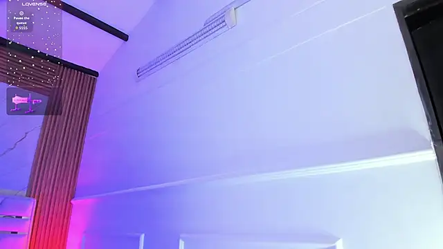 Emmapeetite's cam snapshot