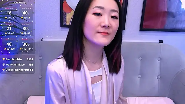 AikoYamada live sex cam