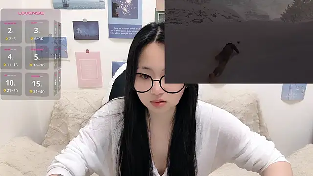 LiLiYbaby's cam snapshot