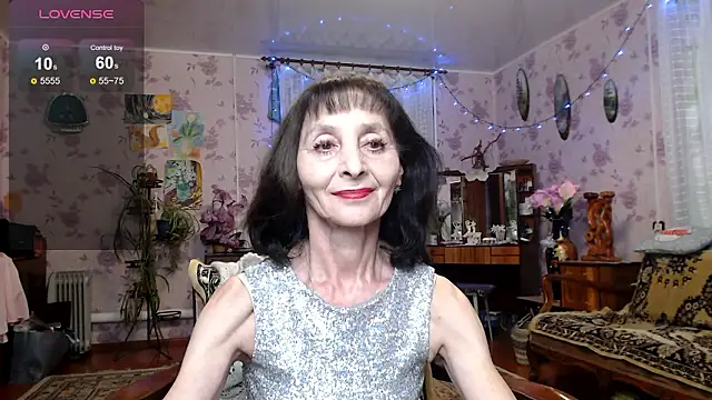 Angelina-Missteria live sex cam