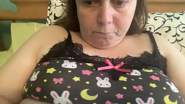 ParisNova's cam snapshot