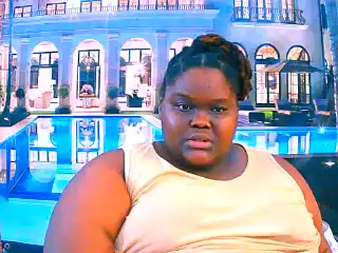 EbonyHotBuns live sex cam