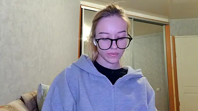 GlidedFill's cam snapshot