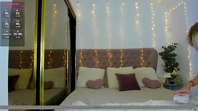 Nika_golden_'s cam snapshot