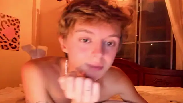 angleAndy live sex cam