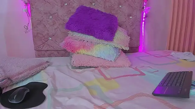 Melanie__Evans's cam snapshot