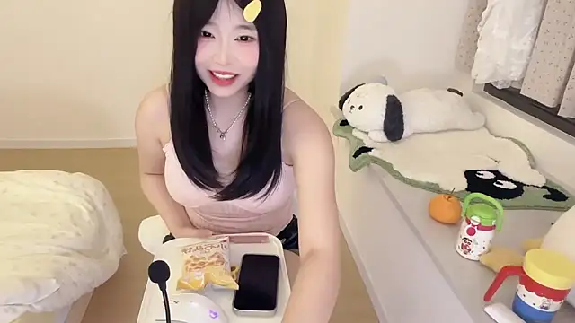 Onefiona's cam snapshot