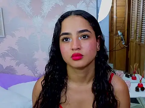 Emma_Thompssonn's cam snapshot