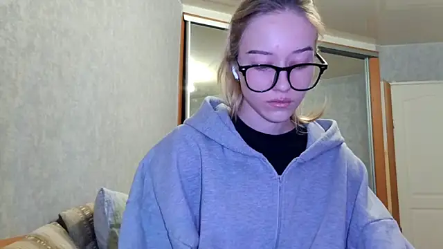 GlidedFill's cam snapshot