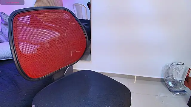 Kendal_Rosse's cam snapshot