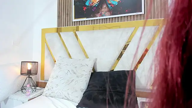 Violet_Tender_'s cam snapshot