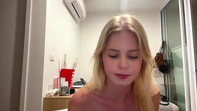 Slay_Swag's cam snapshot