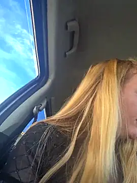 Jassy_Foxy's cam snapshot