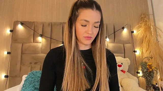 ClaradelMar's cam snapshot