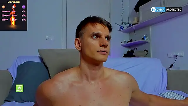 ricky_bolt's cam snapshot